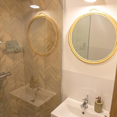 아파트 Komaszowka